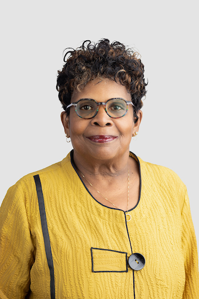 Marilyn Johnson Farr, Professor